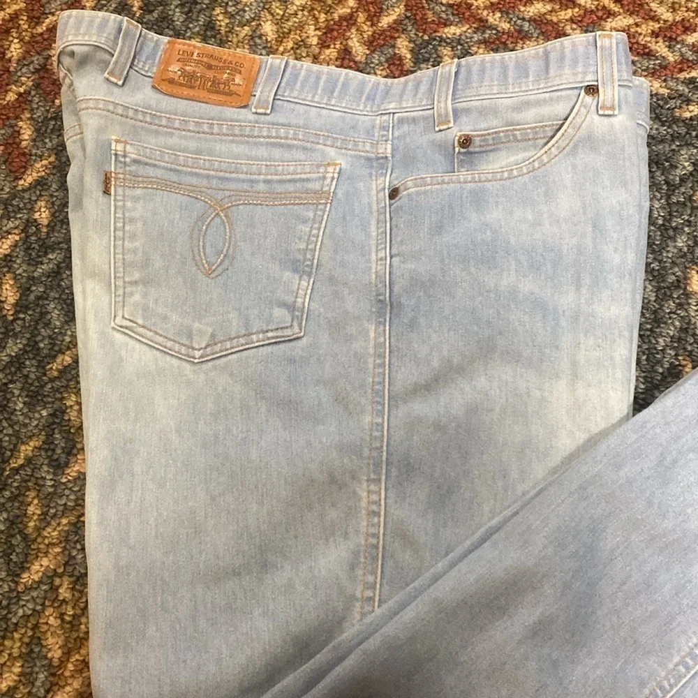 Men’s Y2K Size 44 Levi’s Straight Leg Vintage Light Blue Denim